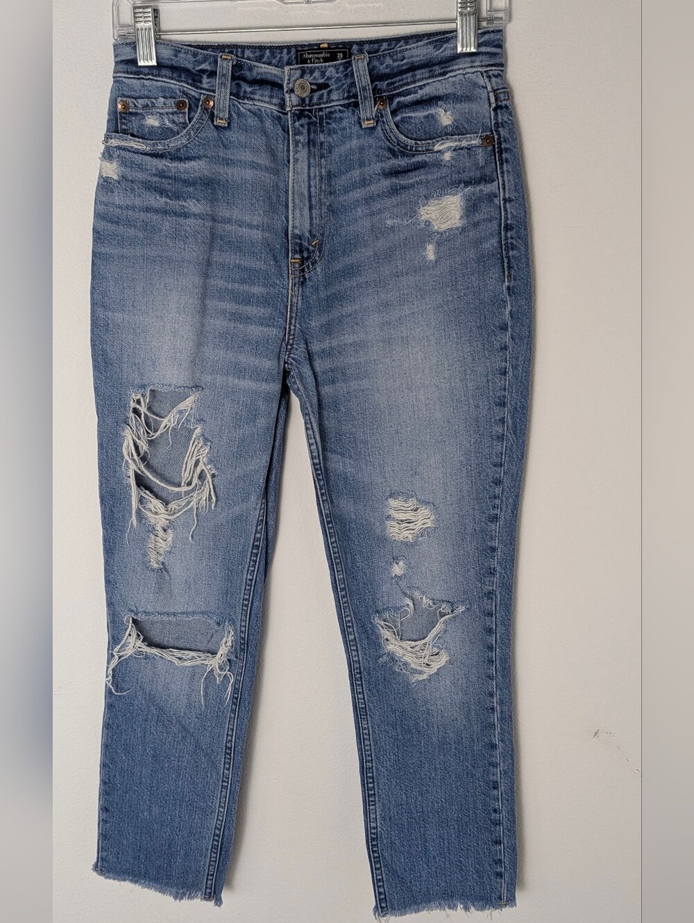 Abercrombie & Fitch Annie High Rise Girlfriend Jeans Distressed Size 25/0S EUC - Picture 2 of 12